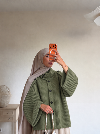 ILONA STRICKJACKE