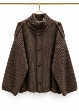 ILONA STRICKJACKE