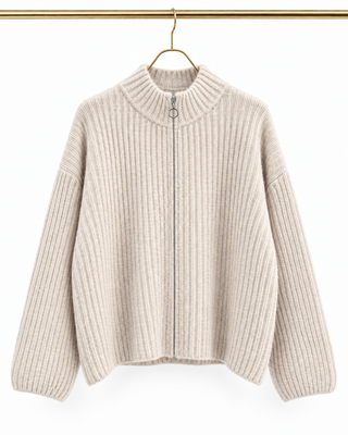 TALYA STRICKJACKE