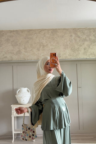 HIRA 2 Teiler