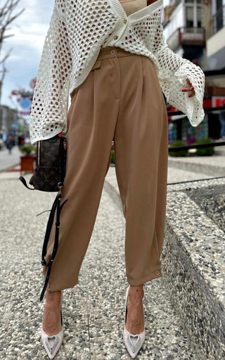 BUNDFALTENHOSE  Beige